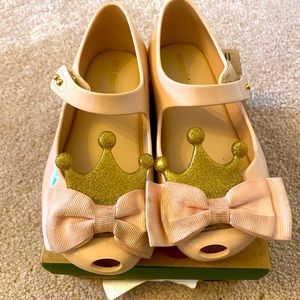Pink princess crown Mini Melissa with bow